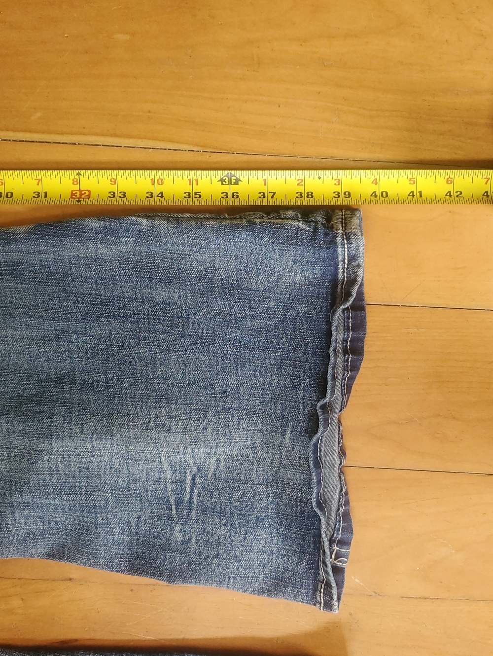 ROYALLUXE  Blue Flare Jeans - Classic Washed Denim EMBELISHED - Picture 9 of 11